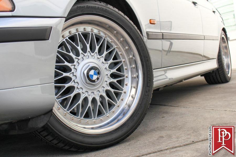 Колеса BMW 540i Sedan (E39) 1998 года  (фото 27 из 50)